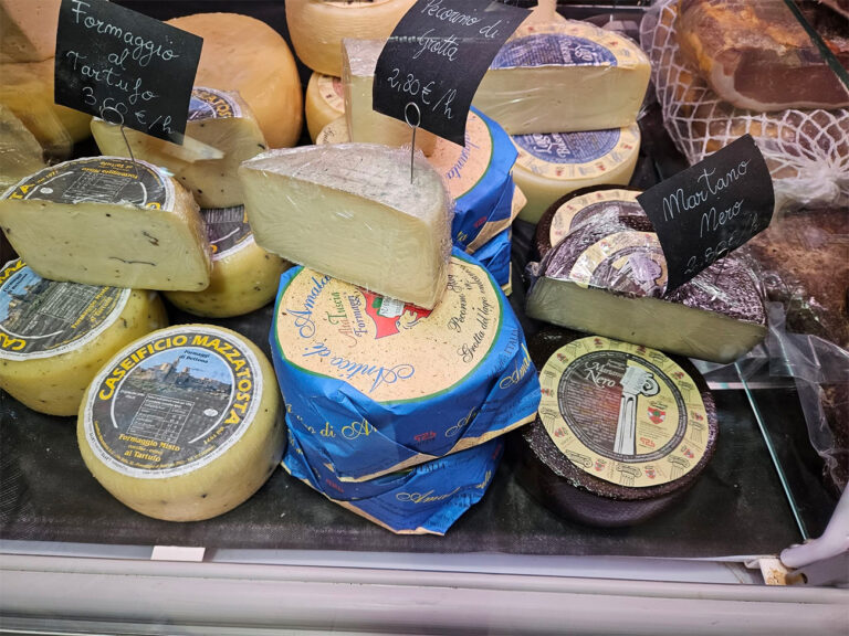 FarmsteadCheesesandWines120 768x576