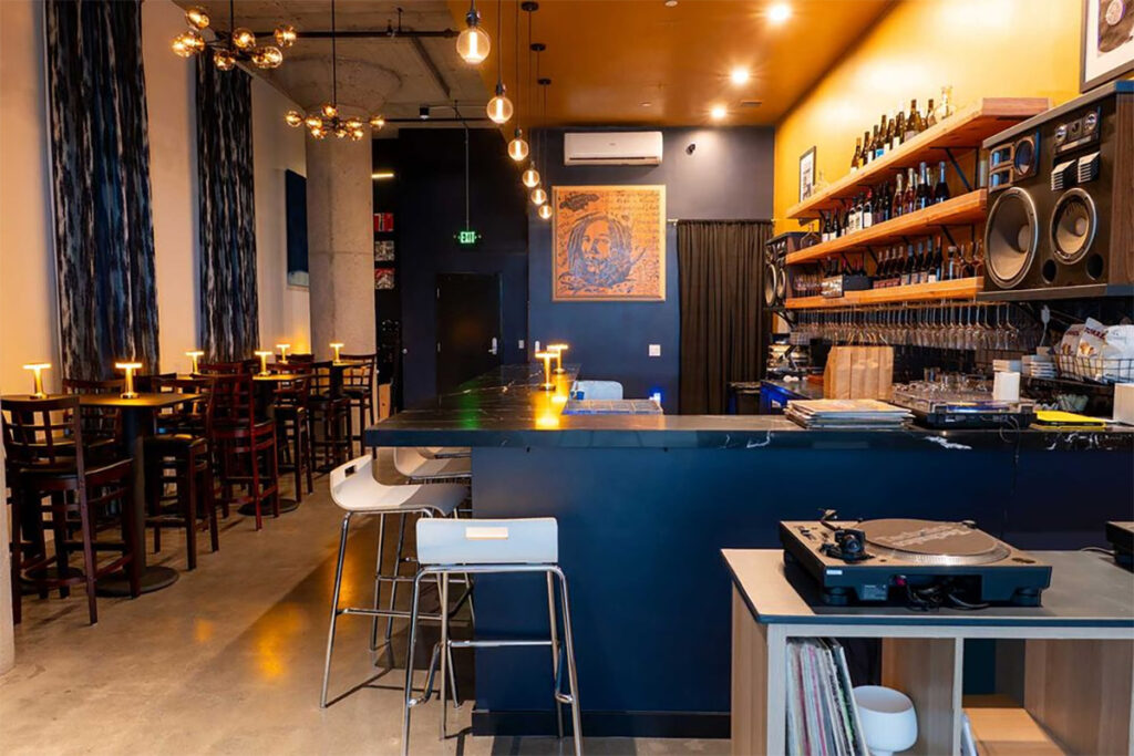 VinylWineBarandShopalameda101 1024x683