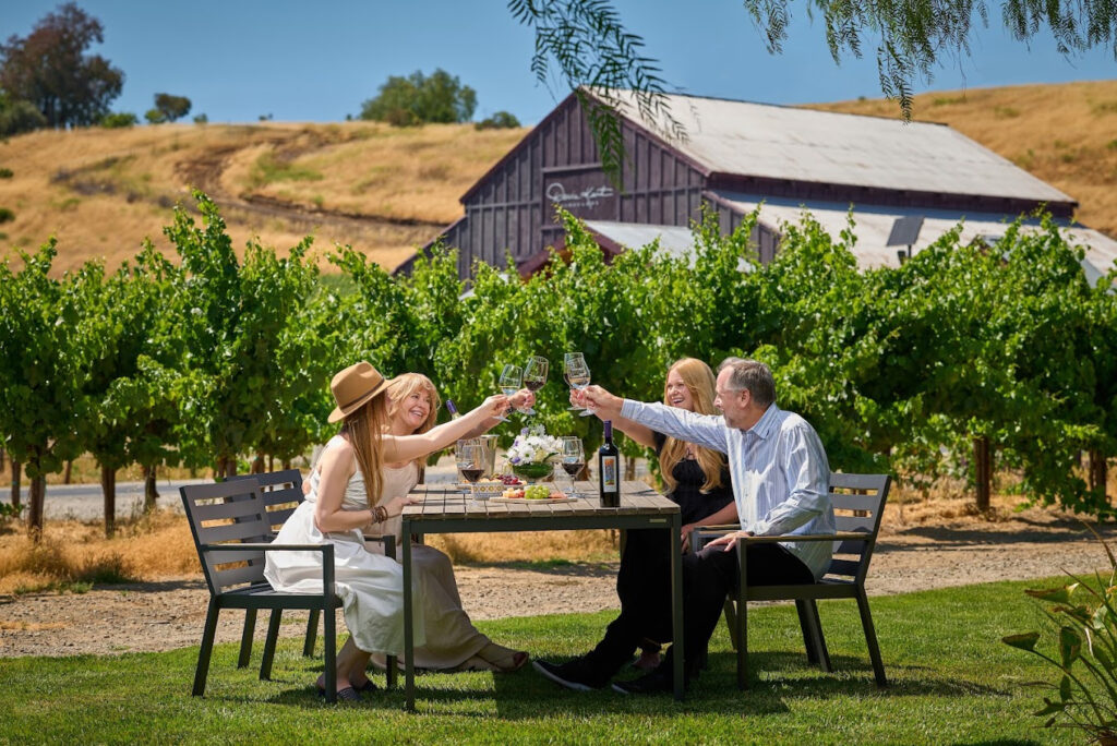 darciekentwinery18 1024x684