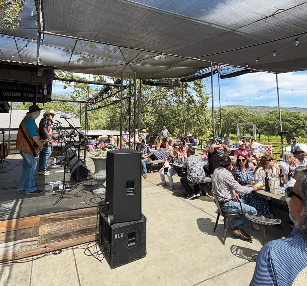 LittleVineyardsFamilyWinery1 1024x955