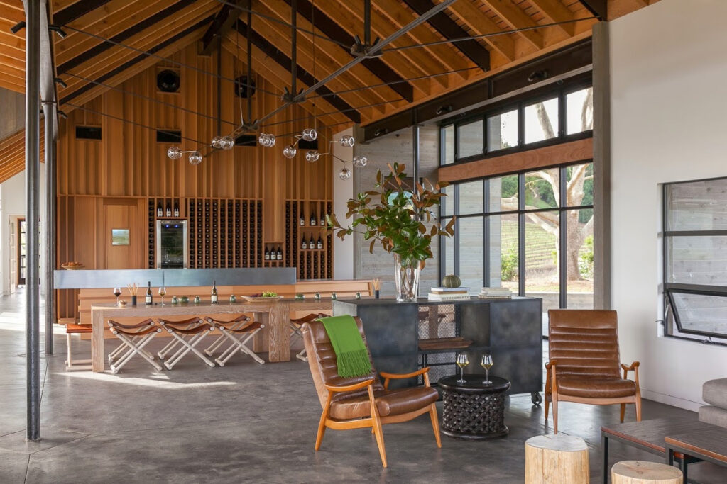 macrostiewinery1 1024x683