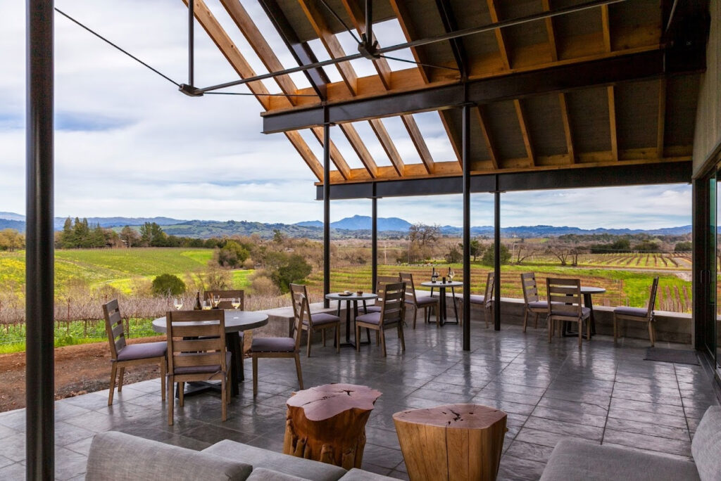 macrostiewinery6 1024x684
